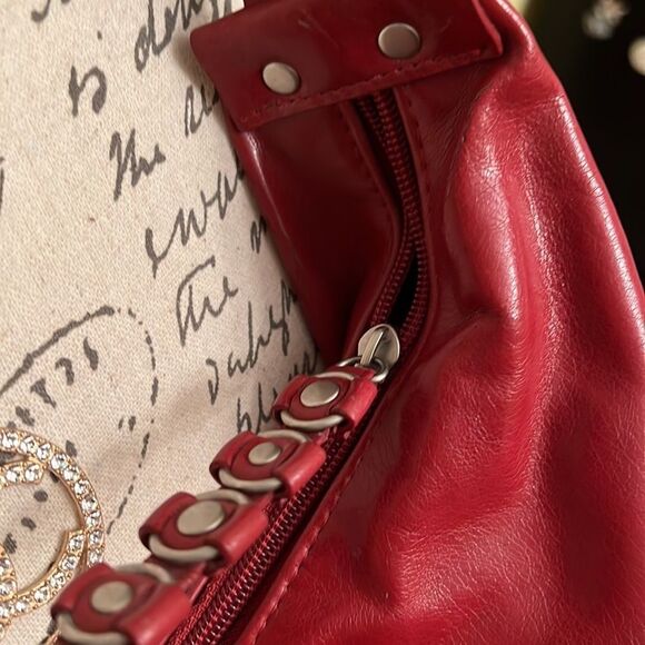 VTG *ROCKSTUD* Wide Vegan Patent Style Strap Handbag ROCKER 90’s Y2K 80’s - Picture 11 of 16